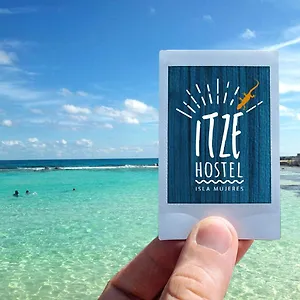 https://itze-hostel.quintano-roohotels.com