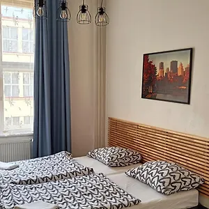 az-hostel.praguehotelsweb.com/